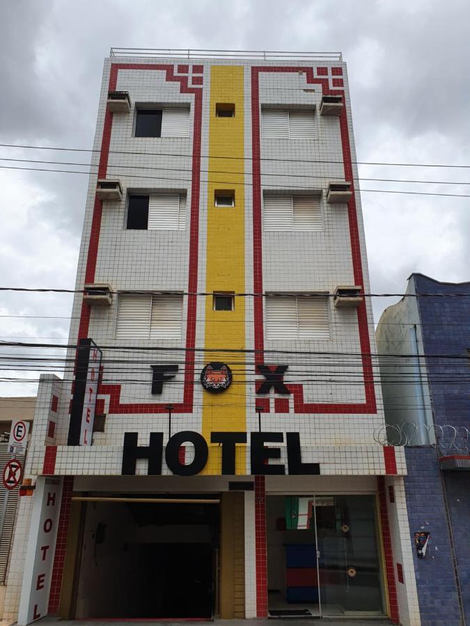 Fox Hotel Montes Claros Kültér fotó